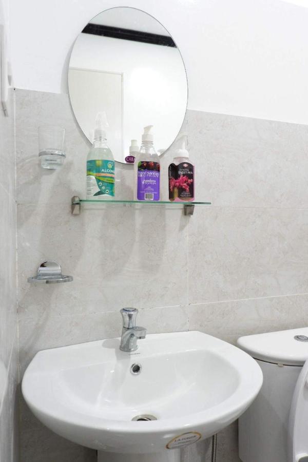 Princesa Michaella Hostel Itaytay Bagian luar foto