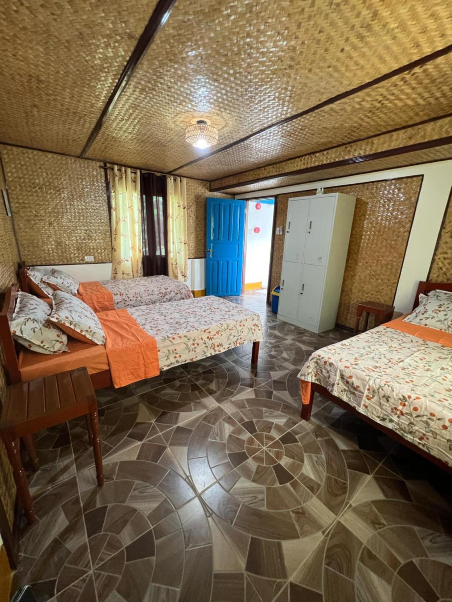 Princesa Michaella Hostel Itaytay Bagian luar foto